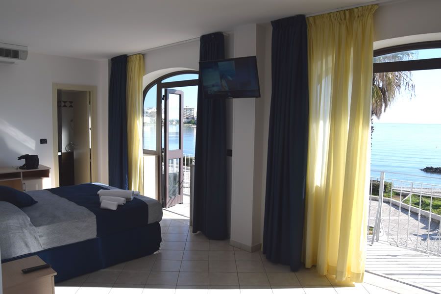 camere hotel profumo di mare otranto